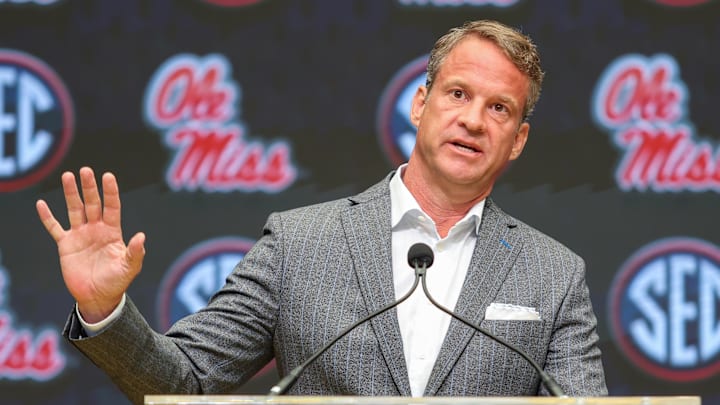 Ole Miss head coach Lane Kiffin trolled LSU head coach Brian Kelly over his dancing ability. Ole Miss head coach Lane Kiffin trolled LSU head coach Brian Kelly over his dancing ability.