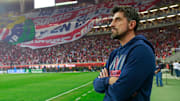 El entrenador Veljko Paunovic.