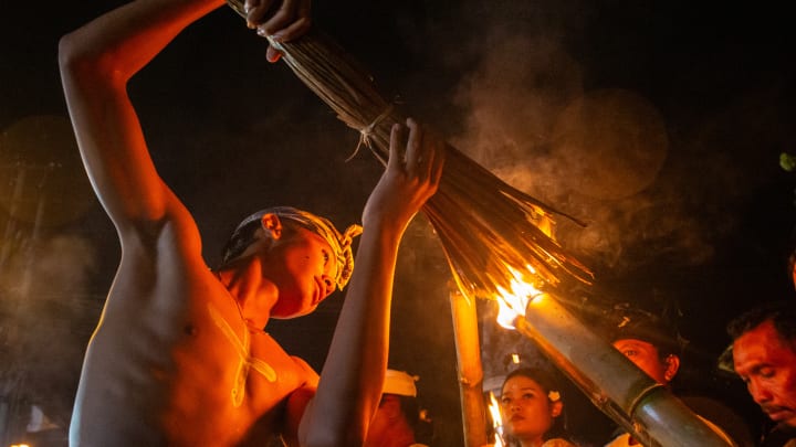 Fire battle ritual ahead of Balinese Day of Silence in Indonesia
