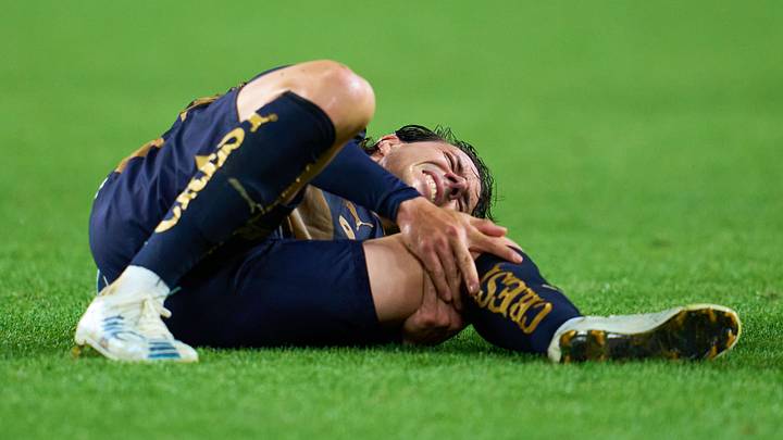 Sebastián Córdova queda fuera con Pumas tras grave lesión de rodilla Sebastián Córdova queda fuera con Pumas tras grave lesión de rodilla