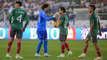 México perdió el invicto en la Copa Oro al ser derrotado 1-0 por Qatar en el cierre de la Fase de Grupos.