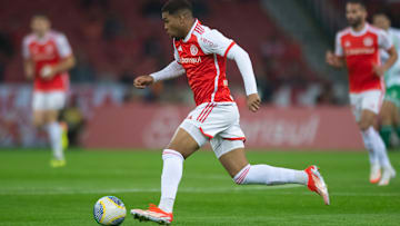 Gustavo Prado é aposta neste início de temporada