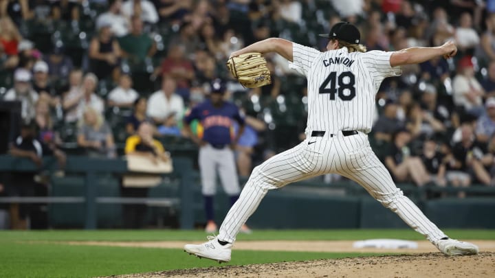 Jun 18, 2024; Chicago, Illinois, USA; Chicago White Sox starting pitcher Jonathan Cannon (48) delivers a pitch agains the Houston Astros during the eight inning at Guaranteed Rate Field. Mandatory Credit: Kamil Krzaczynski-USA TODAY Sports