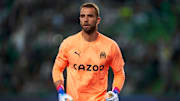 Pau Lopez ne devrait pas être disponible pour le choc face à l'AS Monaco.