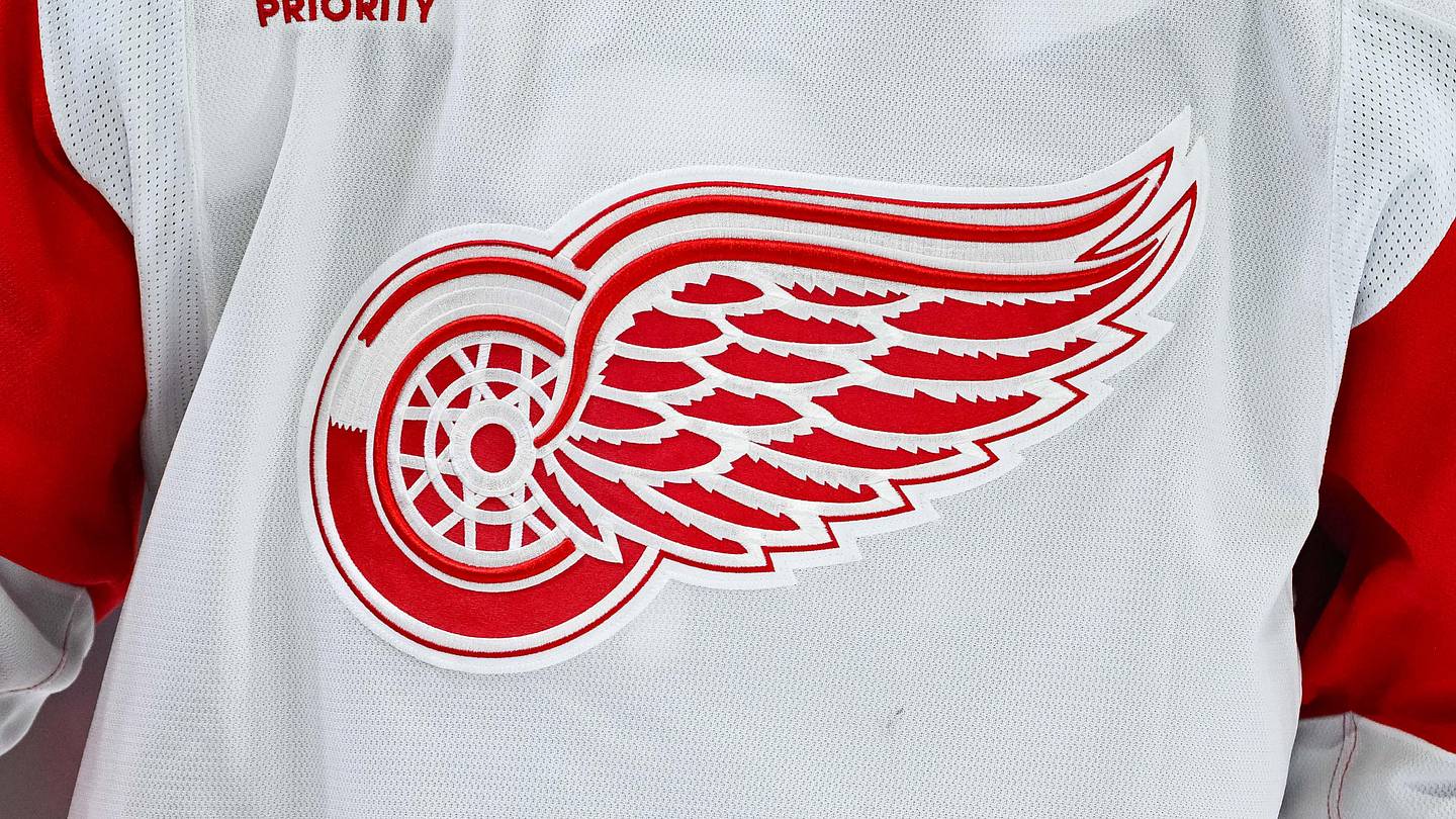 NY Rangers Shockingly Not Named Landing Spot for Red Wings Star