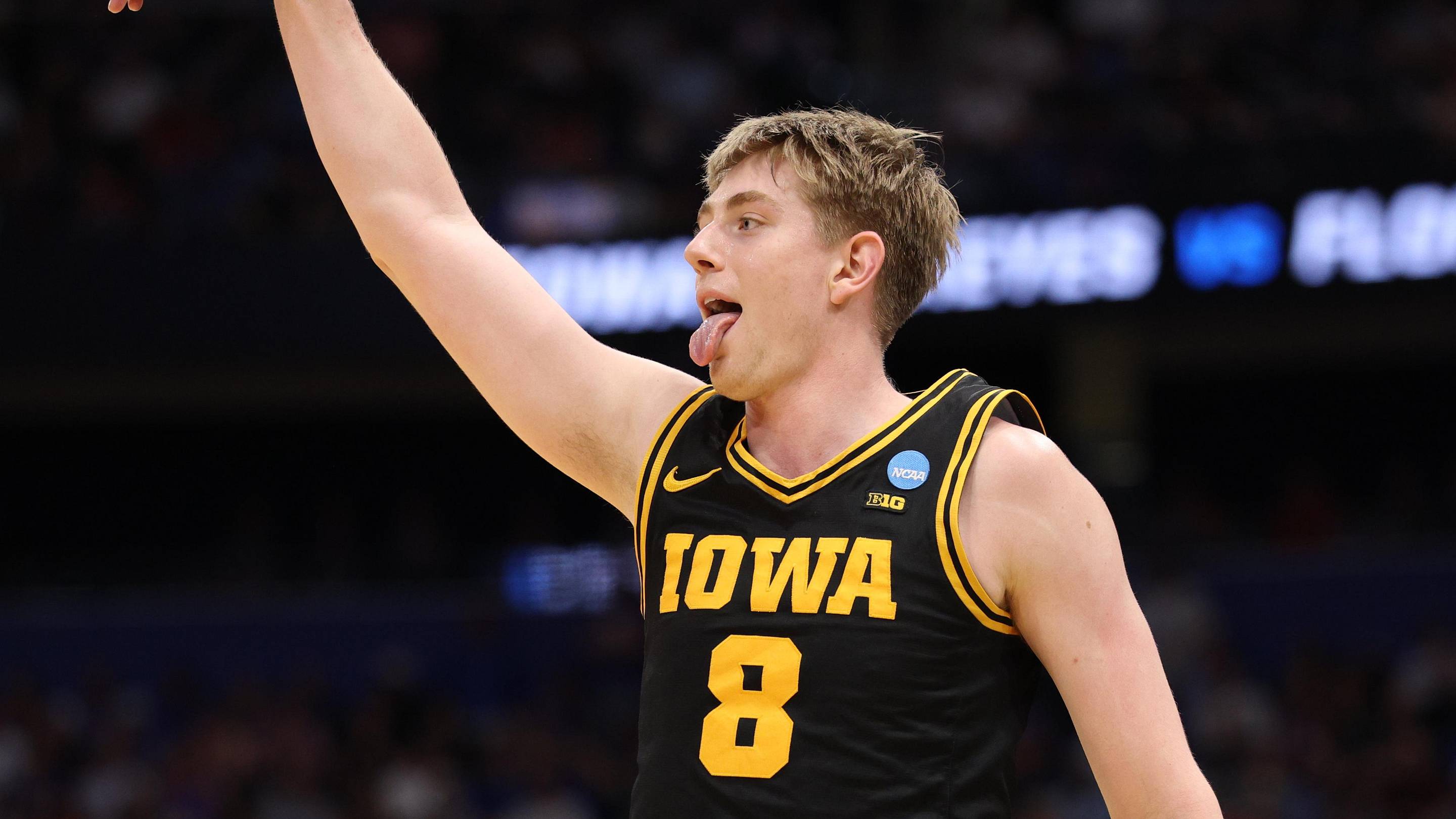 Iowa Basketball Locks in Summit League Squad in Non-Conference Action