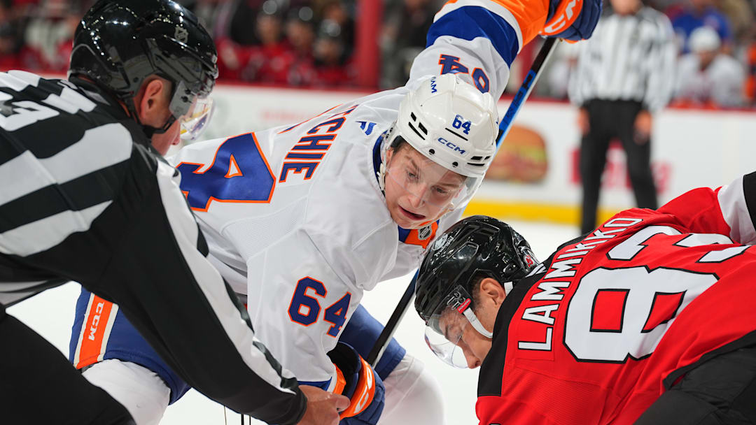 New York Islanders v New Jersey Devils