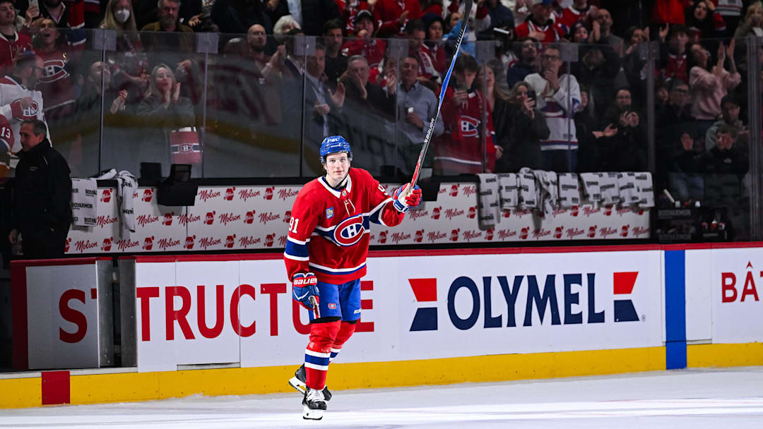 Jan 8, 2026; Montreal, Quebec, CAN; Second star of the game Montreal Canadiens center Oliver Kapanen (91) salutes the crowd after the end of the game against the Florida Panthers at Bell Centre. Mandatory Credit: David Kirouac-Imagn Images