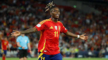 Nico Williams a fait un pas vers le FC Barcelone. 