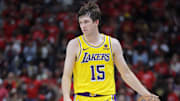 Los Lakers necesitan resolver algunos asuntos vinculados a jugadores importantes de su roster actual, previo al venidero curso de NBA