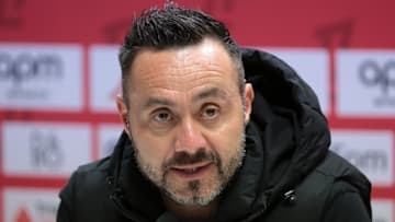 Roberto De Zerbi clarifie son positionnement sur le mercato.