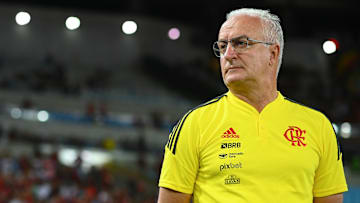 Dorival Júnior fala em 'outro momento e rechaça favoritismo do Flamengo nas finais.