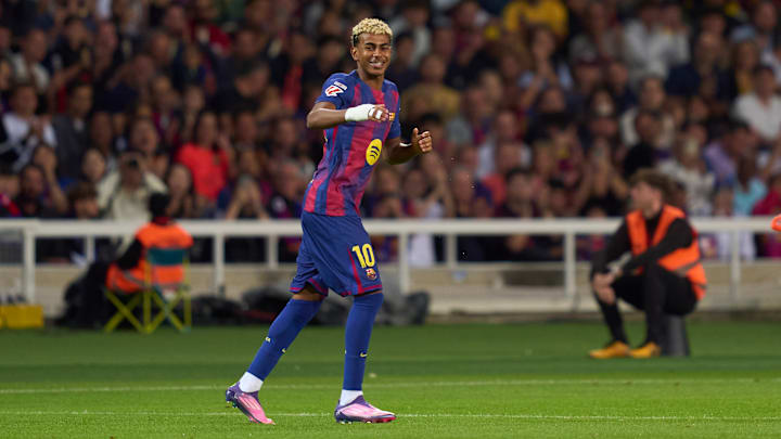 Yamal aparece no centro das atenções em Barcelona x PSG 