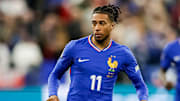 Michael Olise fut buteur et passeur décisif pour les Bleus.