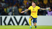El uruguayo Brian Rodríguez no duró ni un minuto en el campo