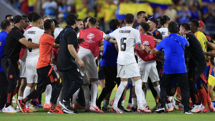 Une bagarre a éclaté après Uruguay - Colombie (0-1)