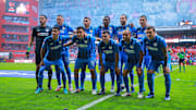Jugadores de Cruz Azul previo a un partido ante Toluca.