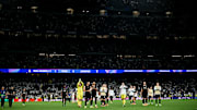 I giocatori della Juventus ringraziano il pubblico
