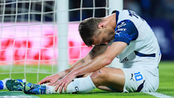 El español Sergio Canales sigue sin recuperarse de su lesión