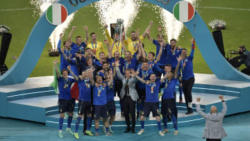 Roberto Mancini coach of Italy and the italian players...