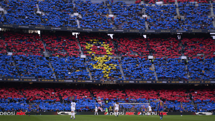 Record Attendance For Women's Champions League Game In Camp Nou