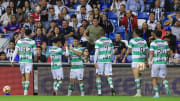 Jugadores de Santos Laguna celebran un gol.