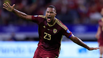 Salomón Rondón será titular con Venezuela en el partido ante Ecuador 