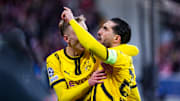 Emre Can (r.) feiert mit Maxi Beier in Lille