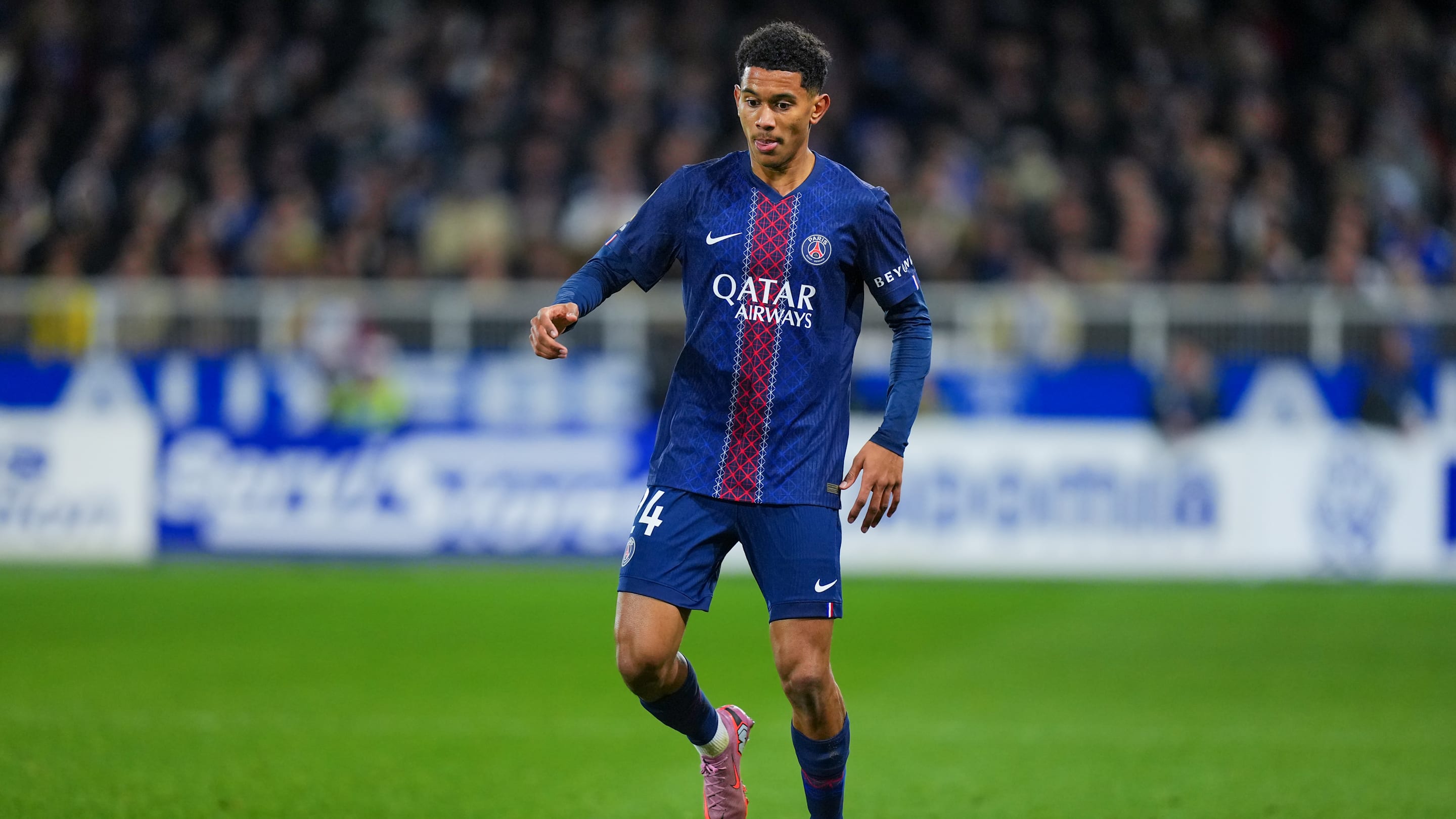 PSG :"Tout le vestiaire est avec moi", Senny Mayulu explique sa période de moins bien et le rôle de ses coéquipiers