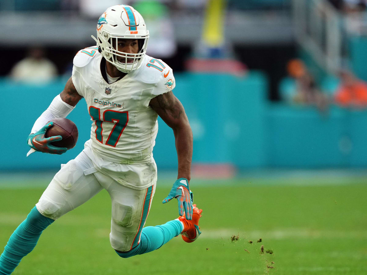 Number 17 and the Three Miami Dolphins Who Wore It Best