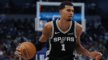 San Antonio Spurs v Dallas Mavericks