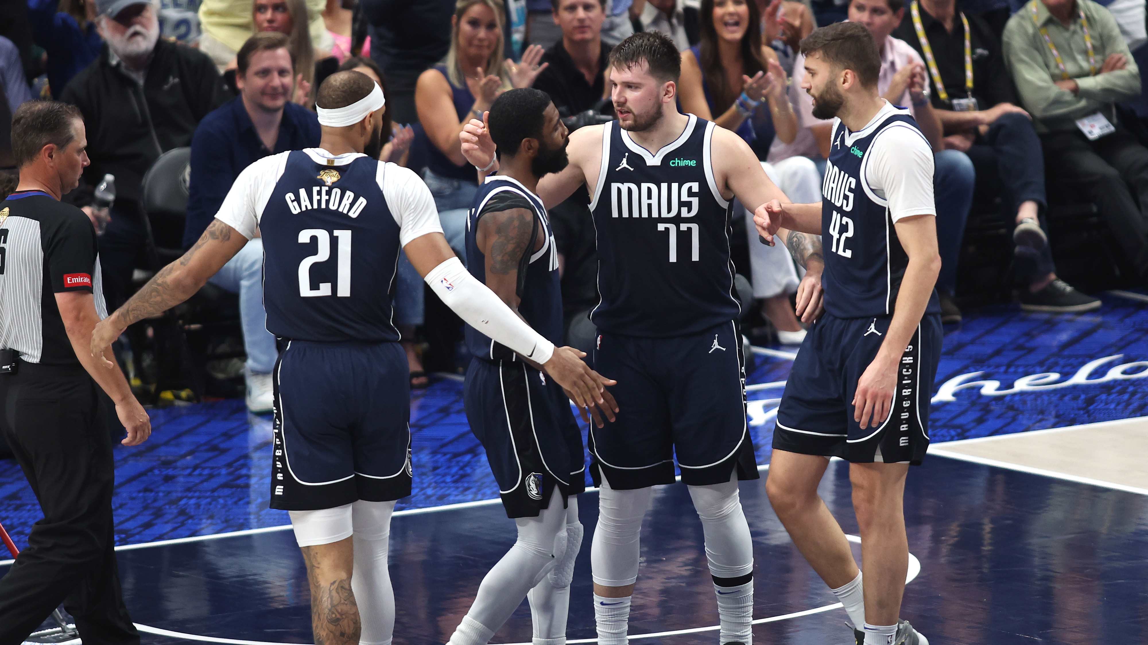 Clippers mavericks streaming best sale