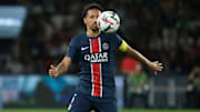 Marquinhos segue firme na zaga do PSG.
