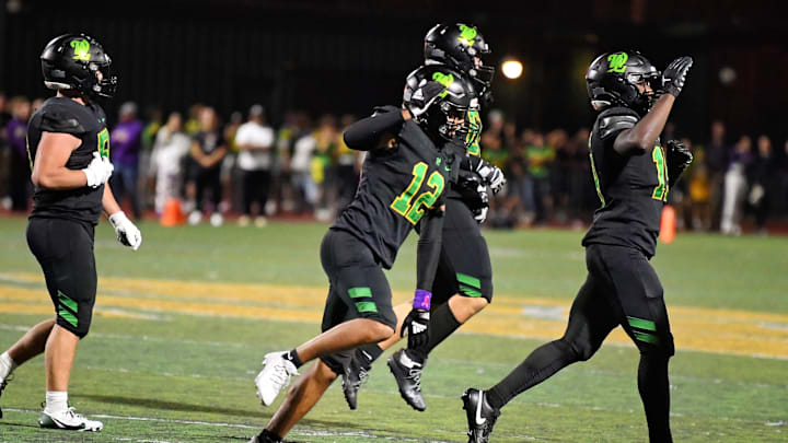 West Linn has three consecutive shutout victories for the first time since 1998.