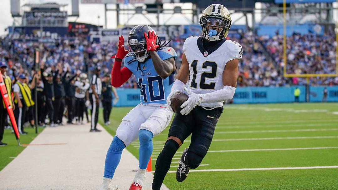 Tennessee Titans cornerback Kemon Hall (40) reacts to New Orleans Saints wide receiver Chris Olave (12) running in a touchdown during the third quarter at Nissan Stadium in Nashville, Tenn., Sunday, Dec. 28, 2025.