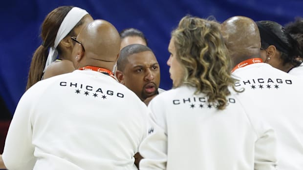 The Chicago Sky failed to win three games in a row the entire 2025 WNBA season under head coach Tyler Marsh. He will be back.