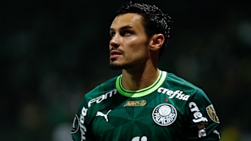 Raphael Veiga tende a ser titular na sexta-feira