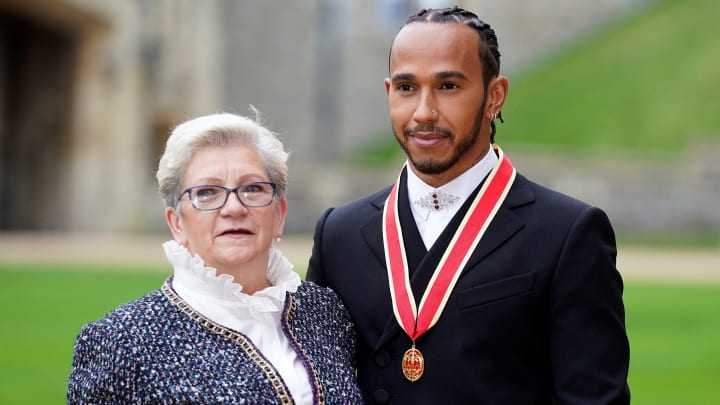 Atleta recebeu a condecoração no Castelo de Windsor Atleta recebeu a condecoração no Castelo de Windsor