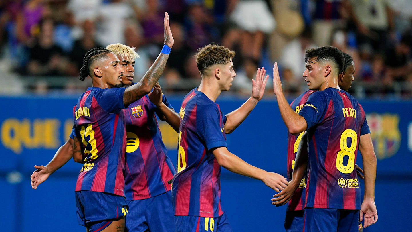 What streaming platform will broadcast live the Mallorca vs. FC Barcelona by LaLiga 2025/2026?