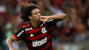 Arão anotou gol decisivo no Clássico dos Milhões deste domingo (20)