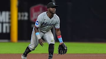Ronny Simón fue puesto en asignación por los Marlins 