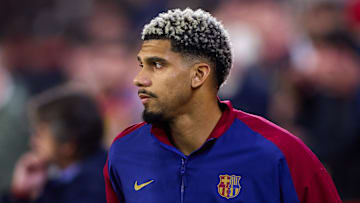 Ronald Araujo a récemment prolongé avec le FC Barcelone.