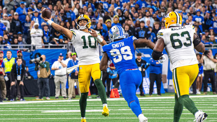 Green Bay Packers v Detroit Lions