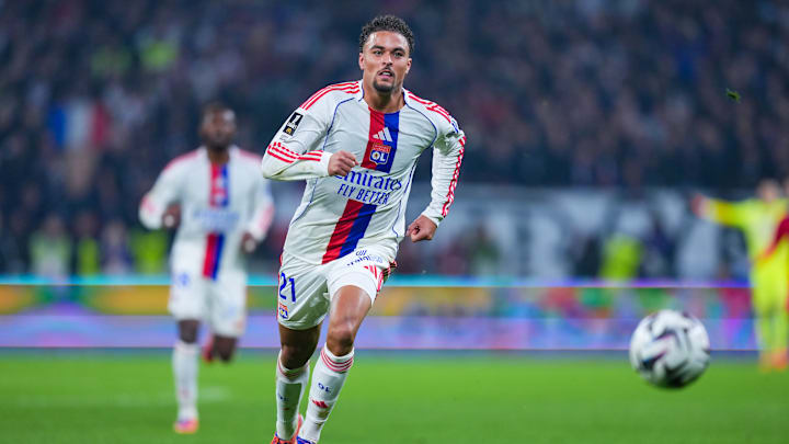 Ruben Kluivert et l'Olympique Lyonnais affrontent le Maccabi Tel Aviv Ruben Kluivert et l'Olympique Lyonnais affrontent le Maccabi Tel Aviv