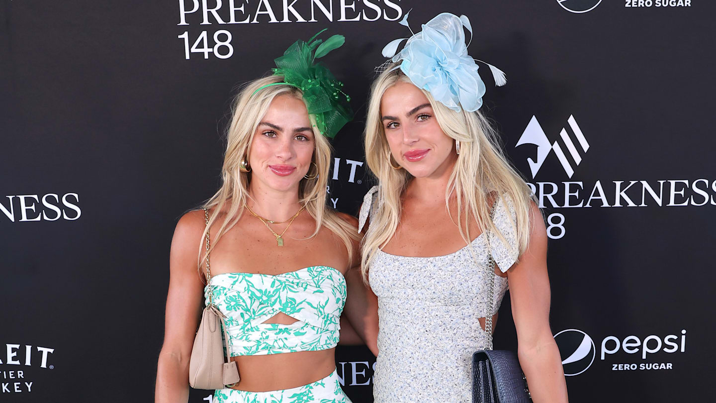 Рыжие близнецы парни фото. Gemini - going альбом. Go twins. Твинс алекс и алан. Рыжие близнецы парни фото.