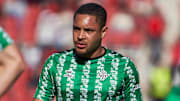 Vitor Roque está retornando ao Brasil, para atuar no Palmeiras