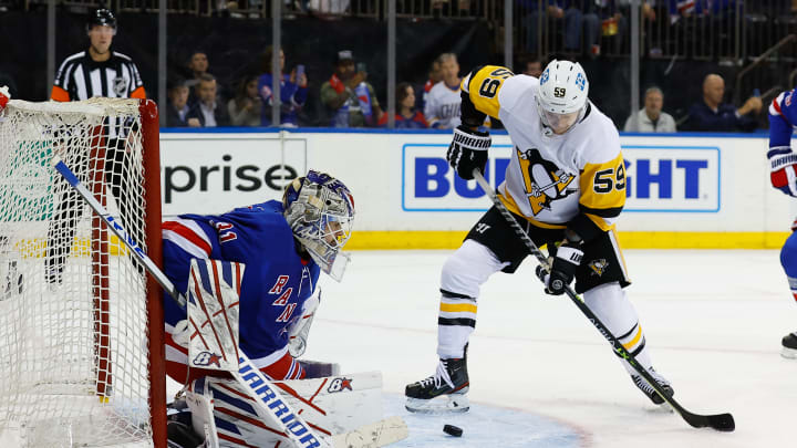 Pittsburgh Penguins v New York Rangers