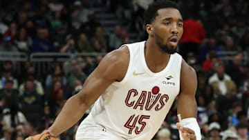 Cleveland Cavaliers v Milwaukee Bucks