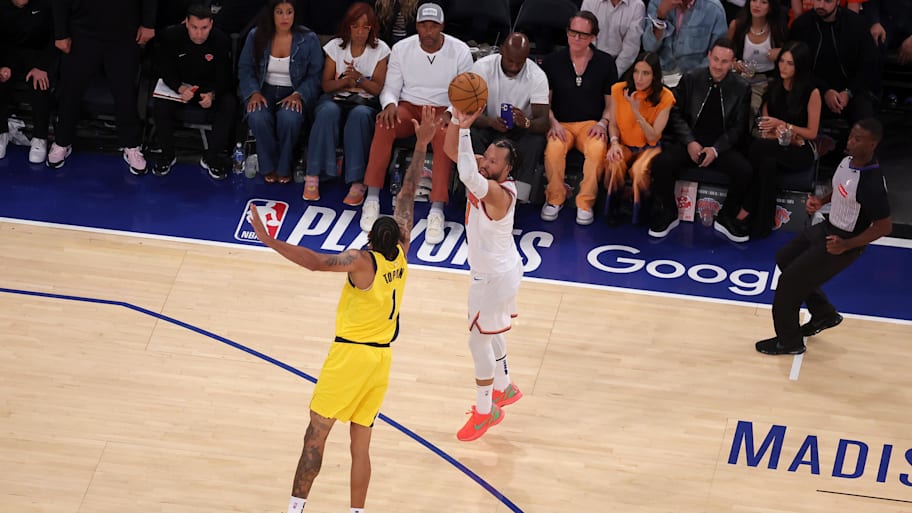 Jalen Brunson shoots over Obi Toppin. | Brad Penner-Imagn Images