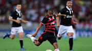 De La Cruz está entre os melhores jogadores do Flamengo em 2024